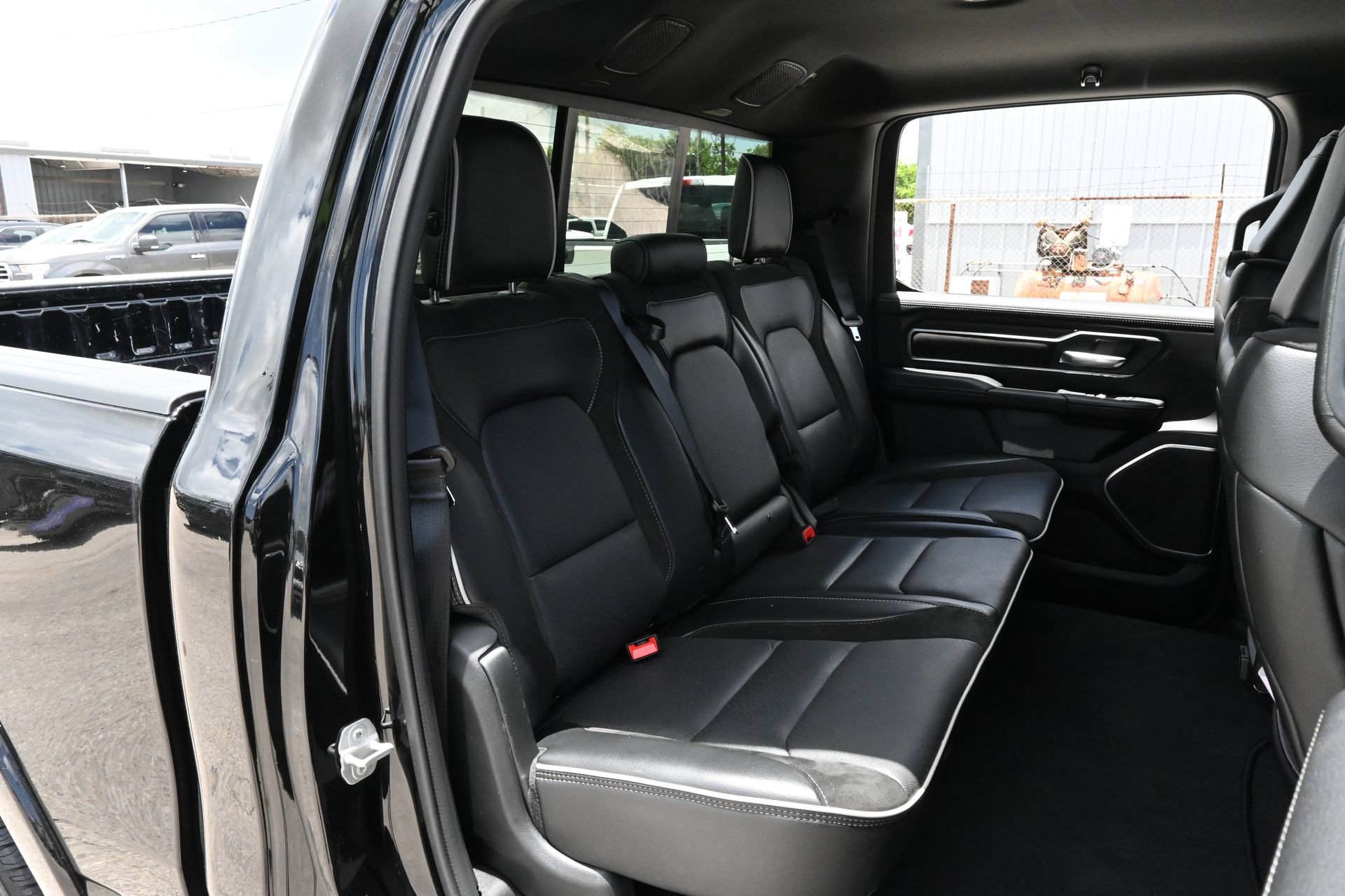 Used 2026 RAM 1500 Laramie AWD/4WD image 20