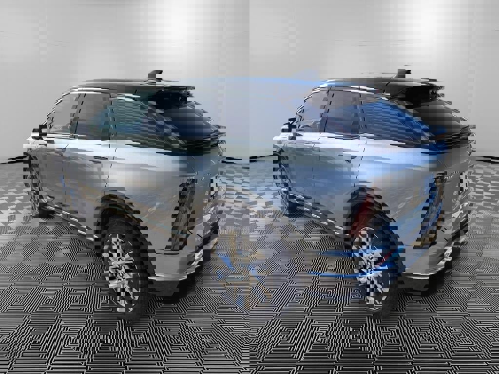 New 2026 Cadillac Optiq Luxury 1 image 4