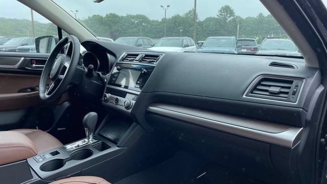 Used 2017 Subaru Outback 3.6R Touring AWD/4WD image 30