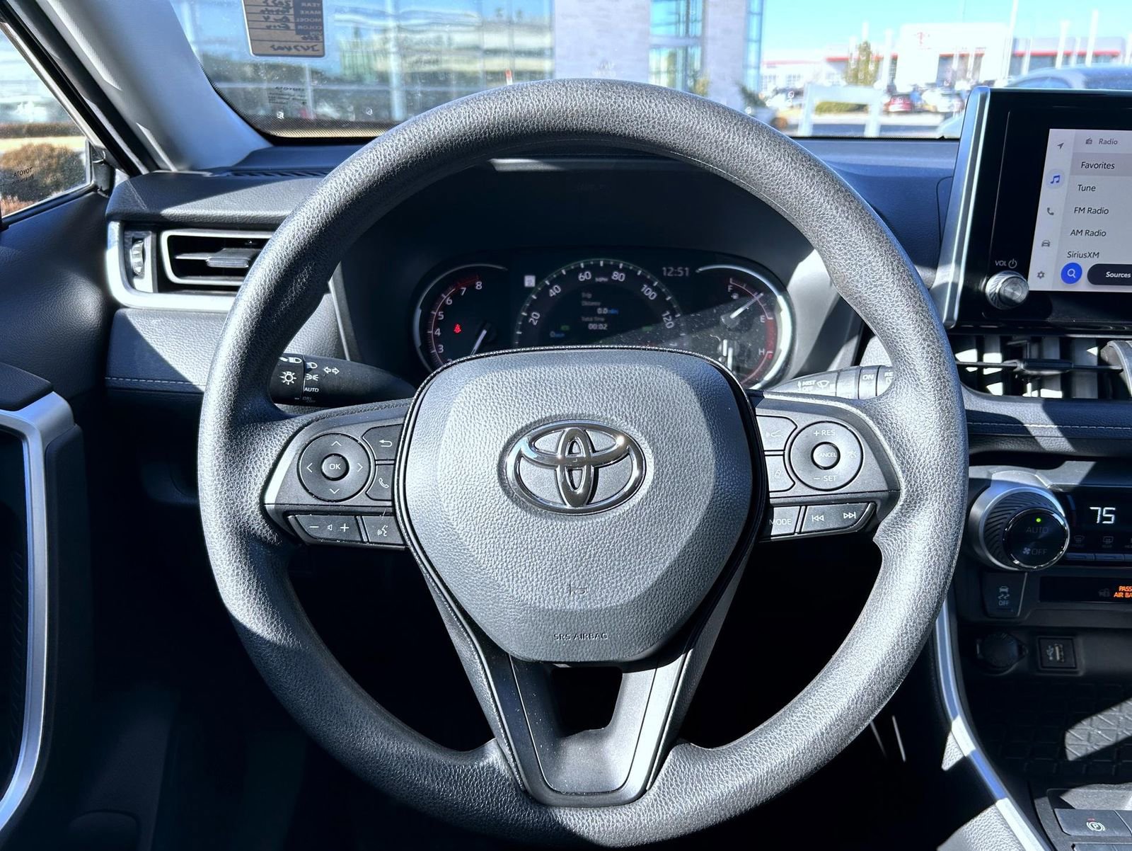 Used 2023 Toyota RAV4 XLE AWD/4WD image 11
