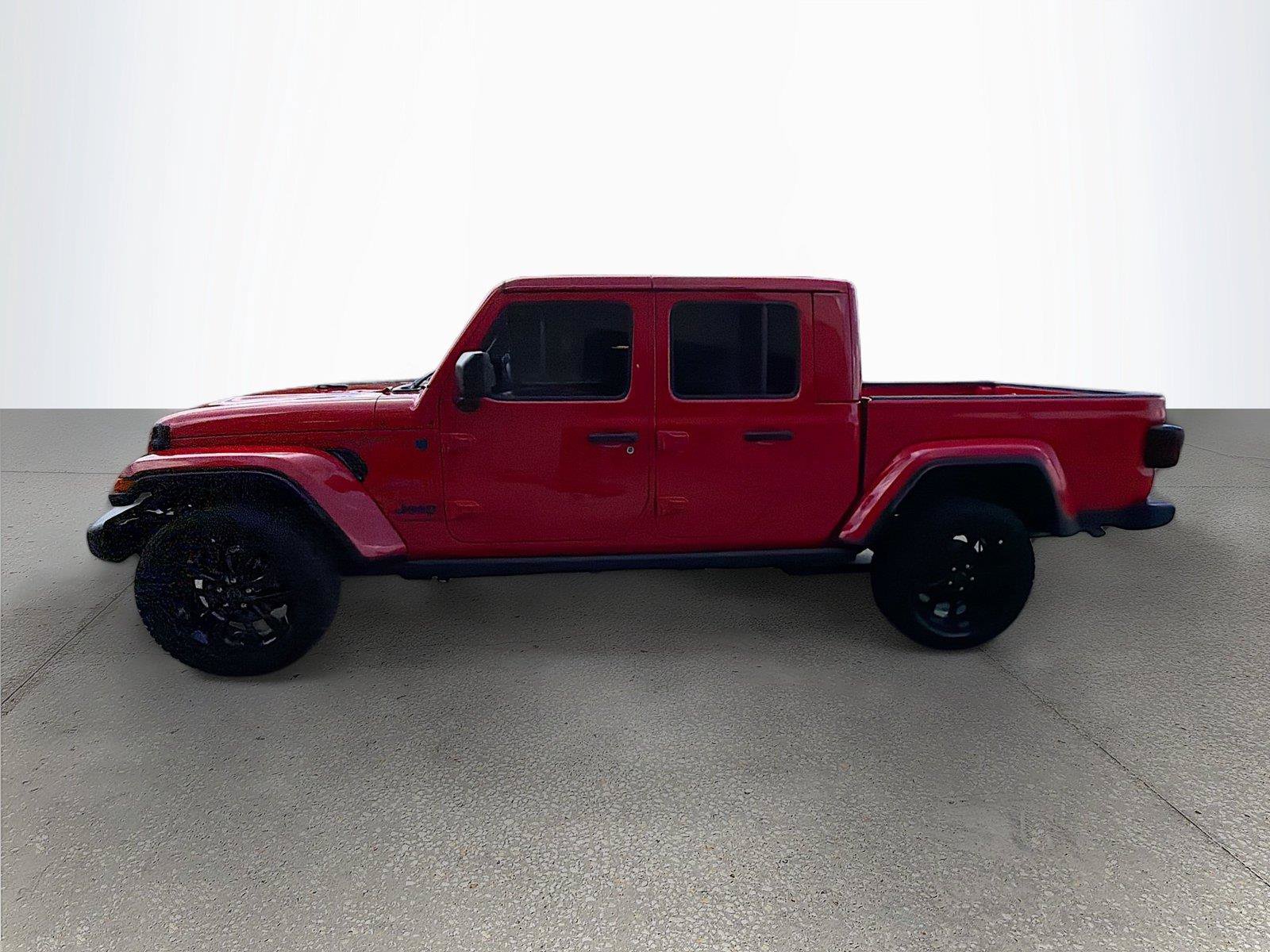 Used 2025 Jeep Gladiator Sport AWD/4WD image 7