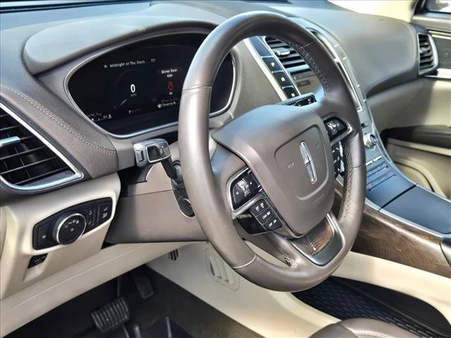 Used 2019 Lincoln Nautilus Select w/ Cargo Utility Package FWD image 10