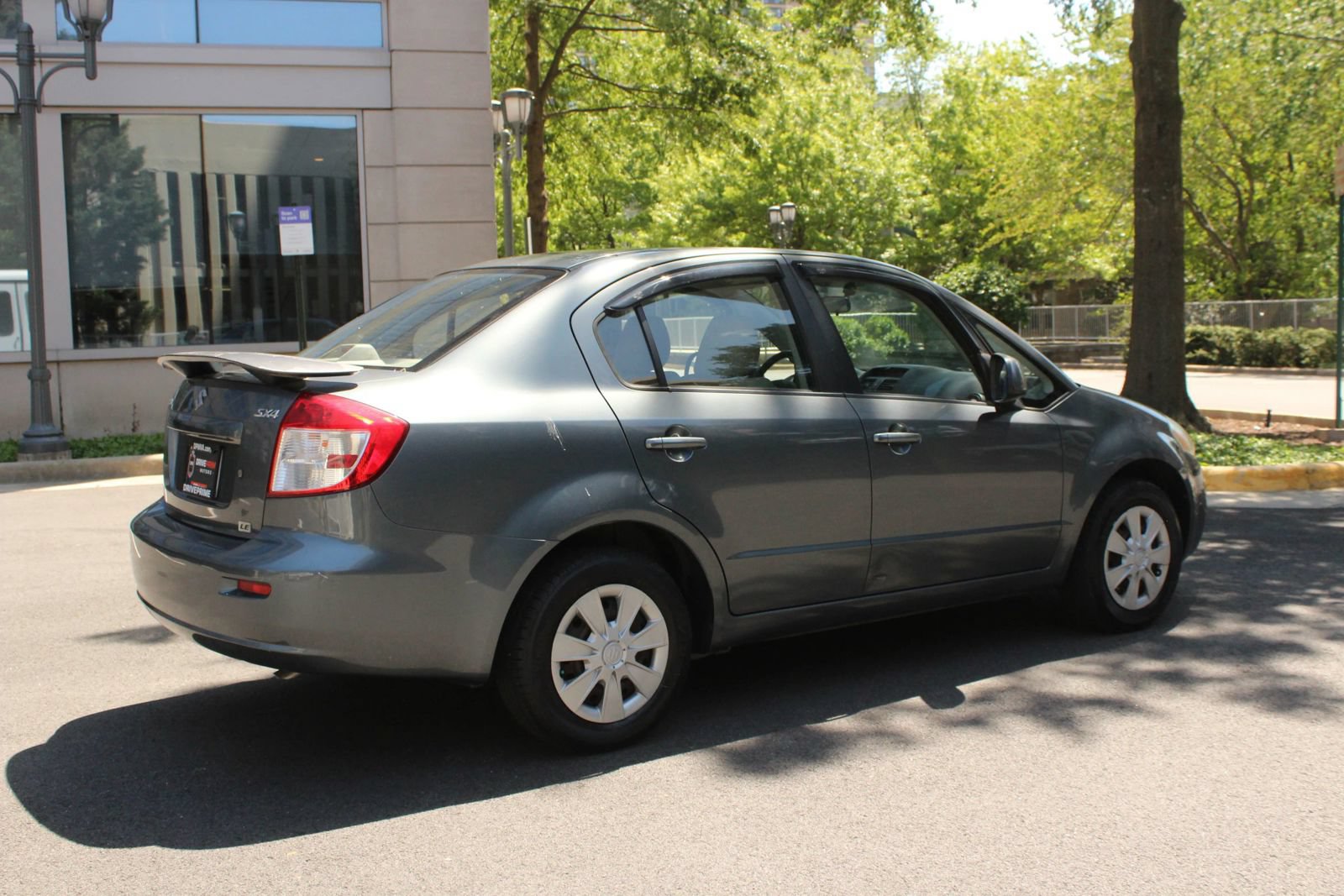 Used 2009 Suzuki SX4 Sedan FWD image 7