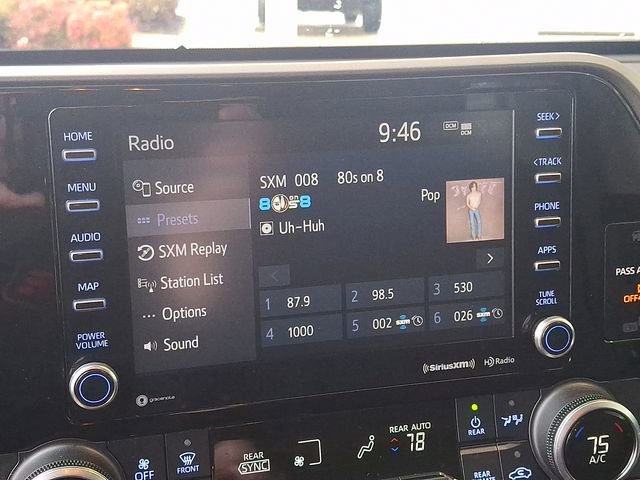 Used 2021 Toyota Highlander LE image 16