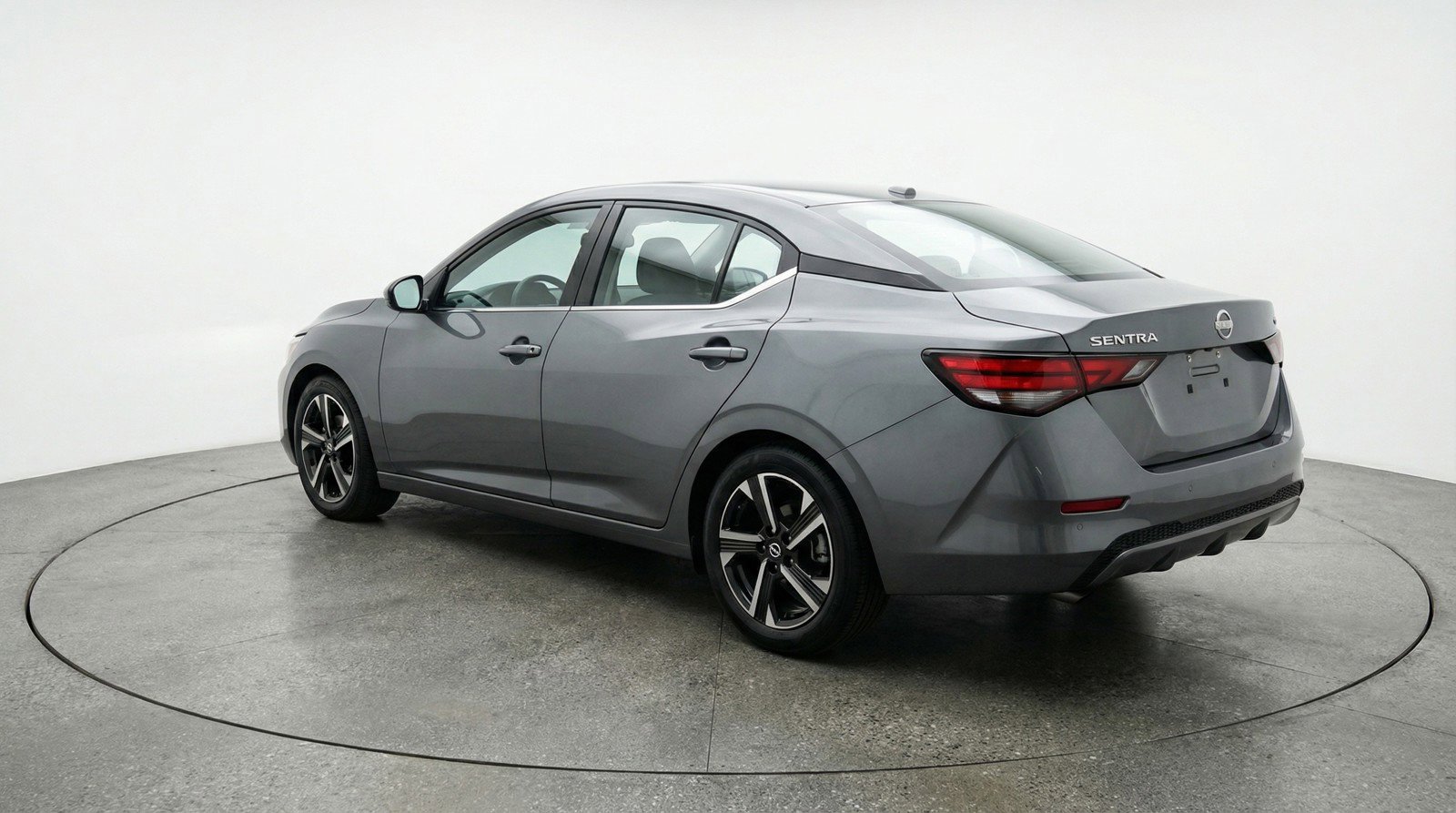 Used 2025 Nissan Sentra SV image 6