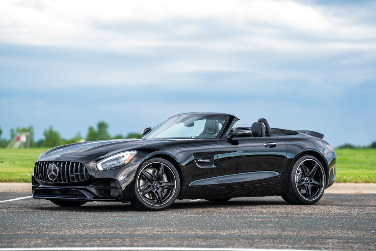 Used 2019 Mercedes-Benz AMG GT Roadster image 18