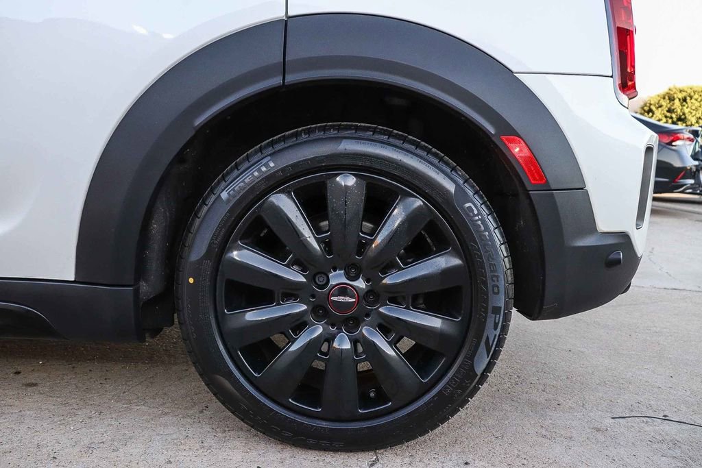 Used 2023 MINI Cooper Countryman SE w/ Storage Package image 11