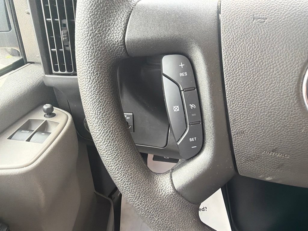 Used 2025 Chevrolet Express 3500 LT w/ LT Preferred Equipment Group RWD image 23