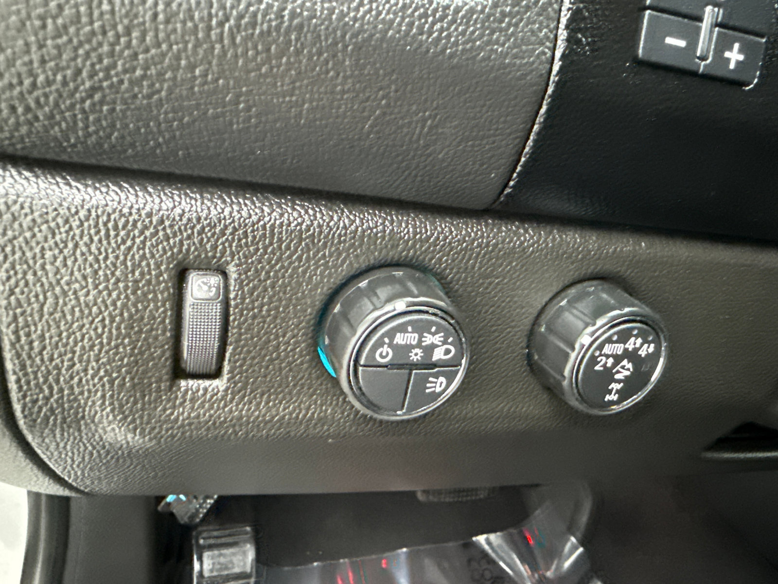 Used 2019 Chevrolet Colorado ZR2 w/ ZR2 Dusk Special Edition AWD/4WD image 56
