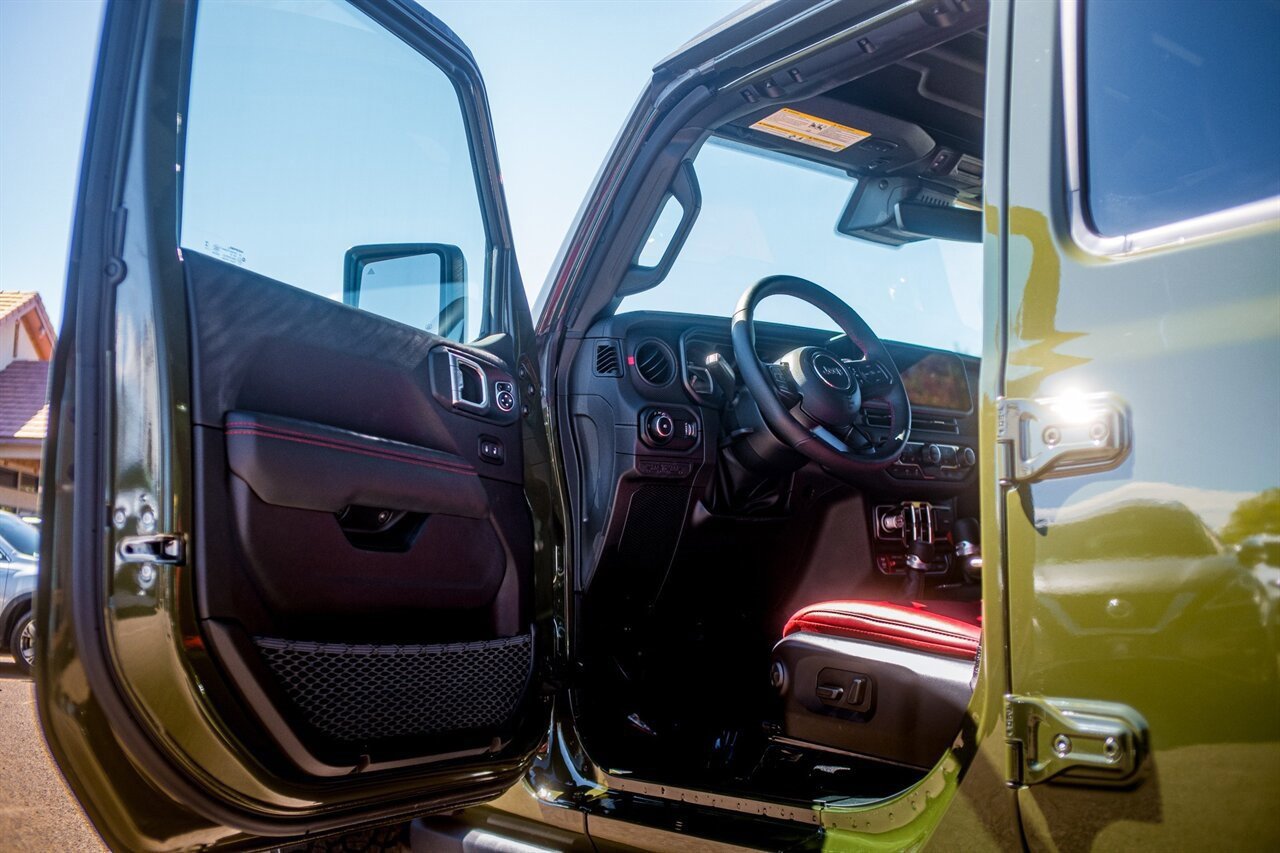 Used 2024 Jeep Wrangler Unlimited Rubicon 392 image 16