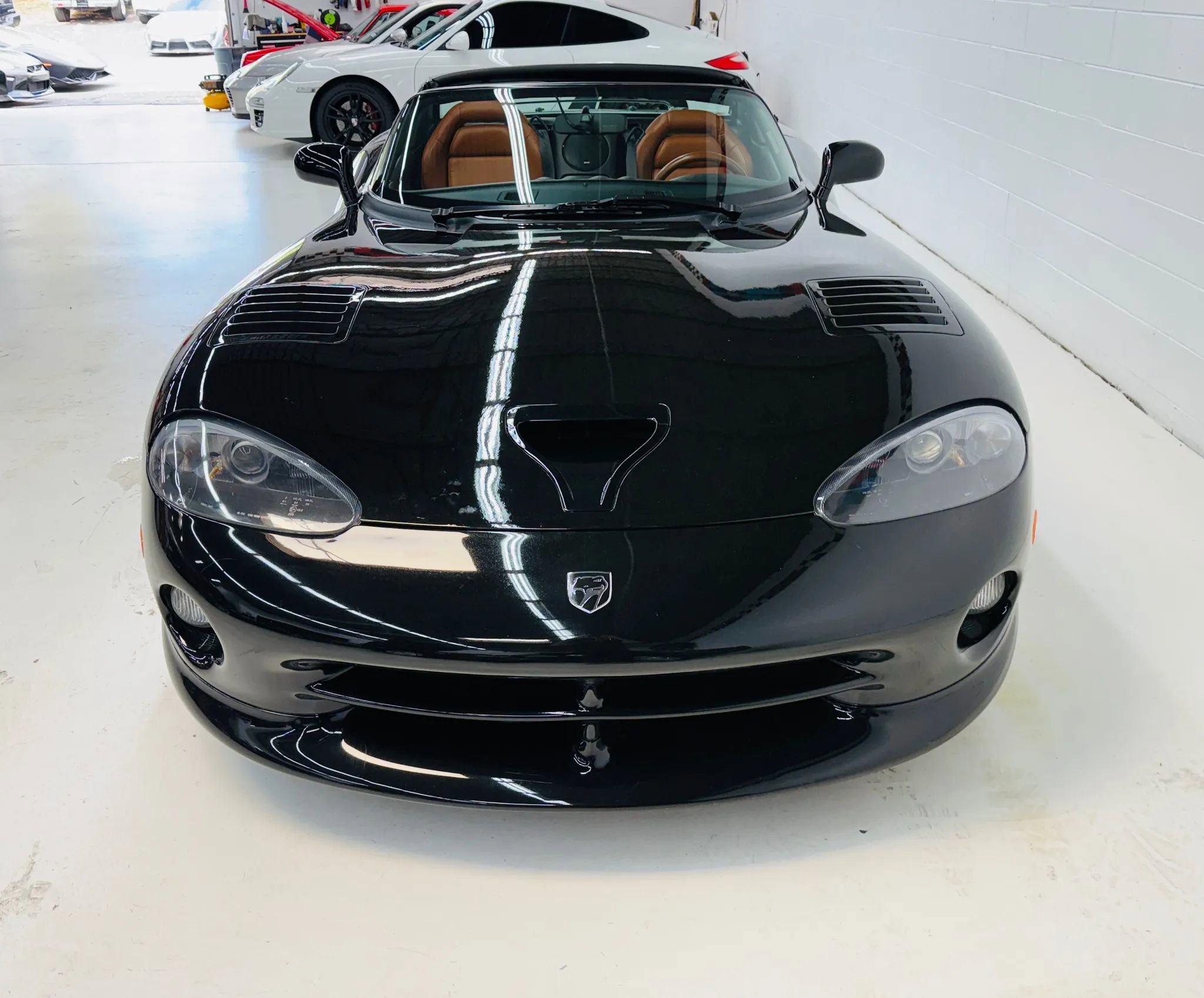 Used 2000 Dodge Viper RT/10 image 12