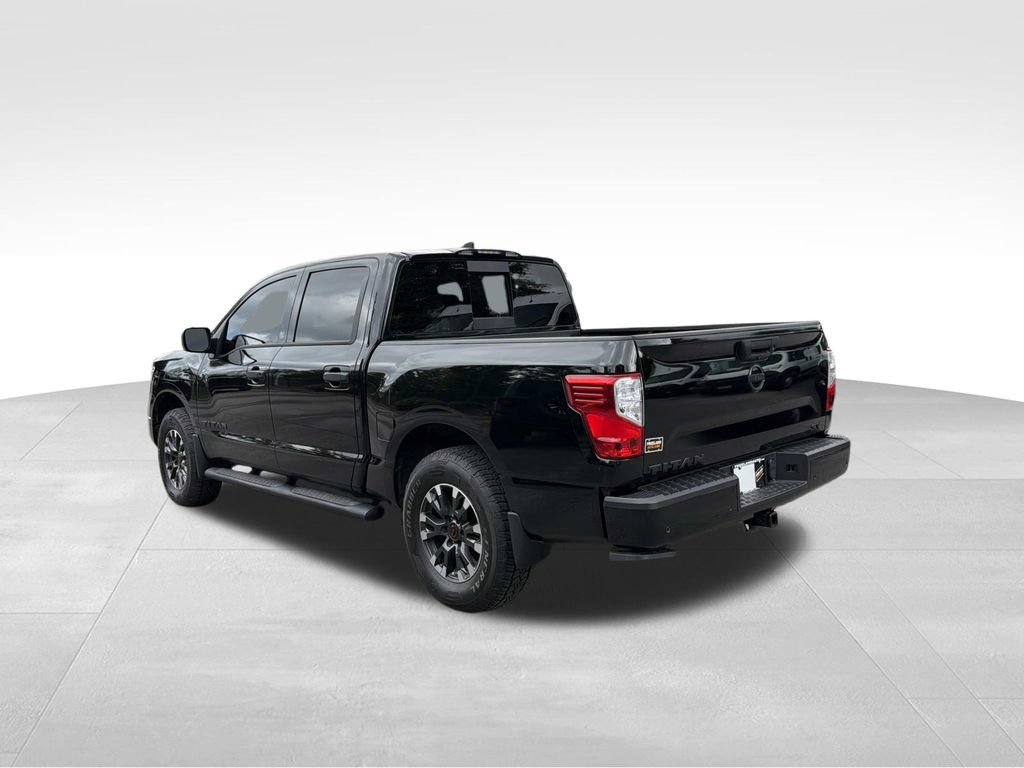 Used 2024 Nissan Titan SV w/ SV Bronze Edition Package RWD image 5