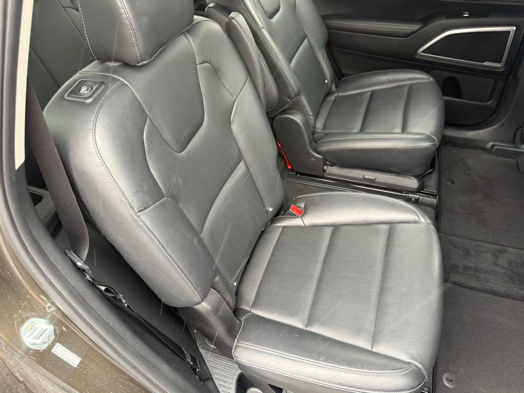 Used 2021 Kia Telluride S image 20