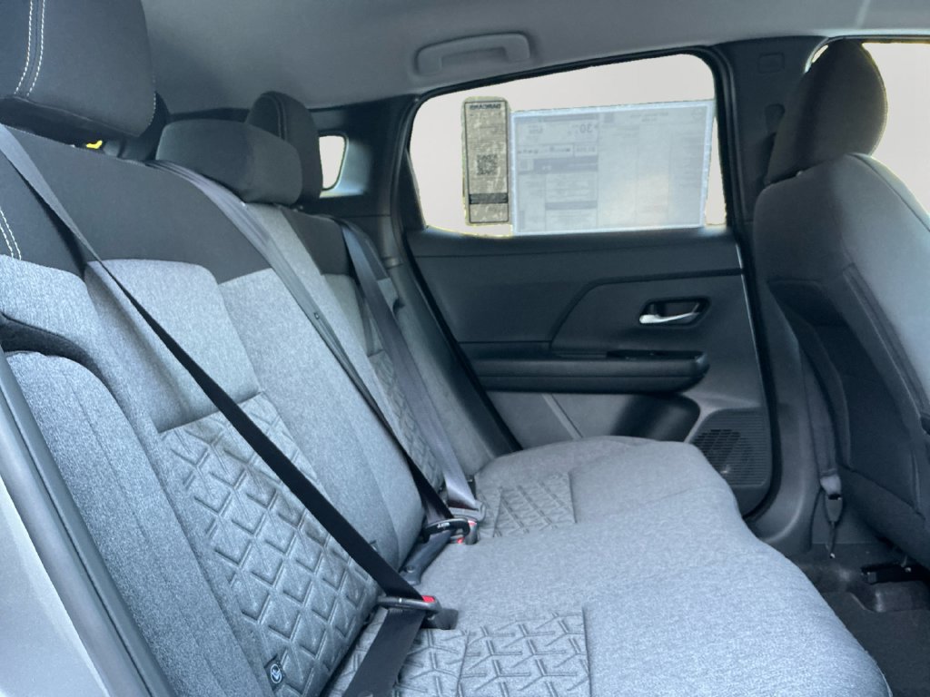 New 2027 Nissan Kicks SV AWD/4WD image 13