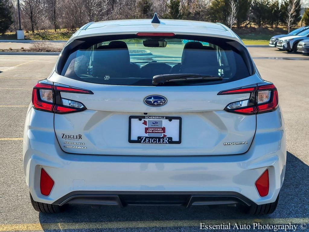 Used 2024 Subaru Impreza 2.0i Sport image 5