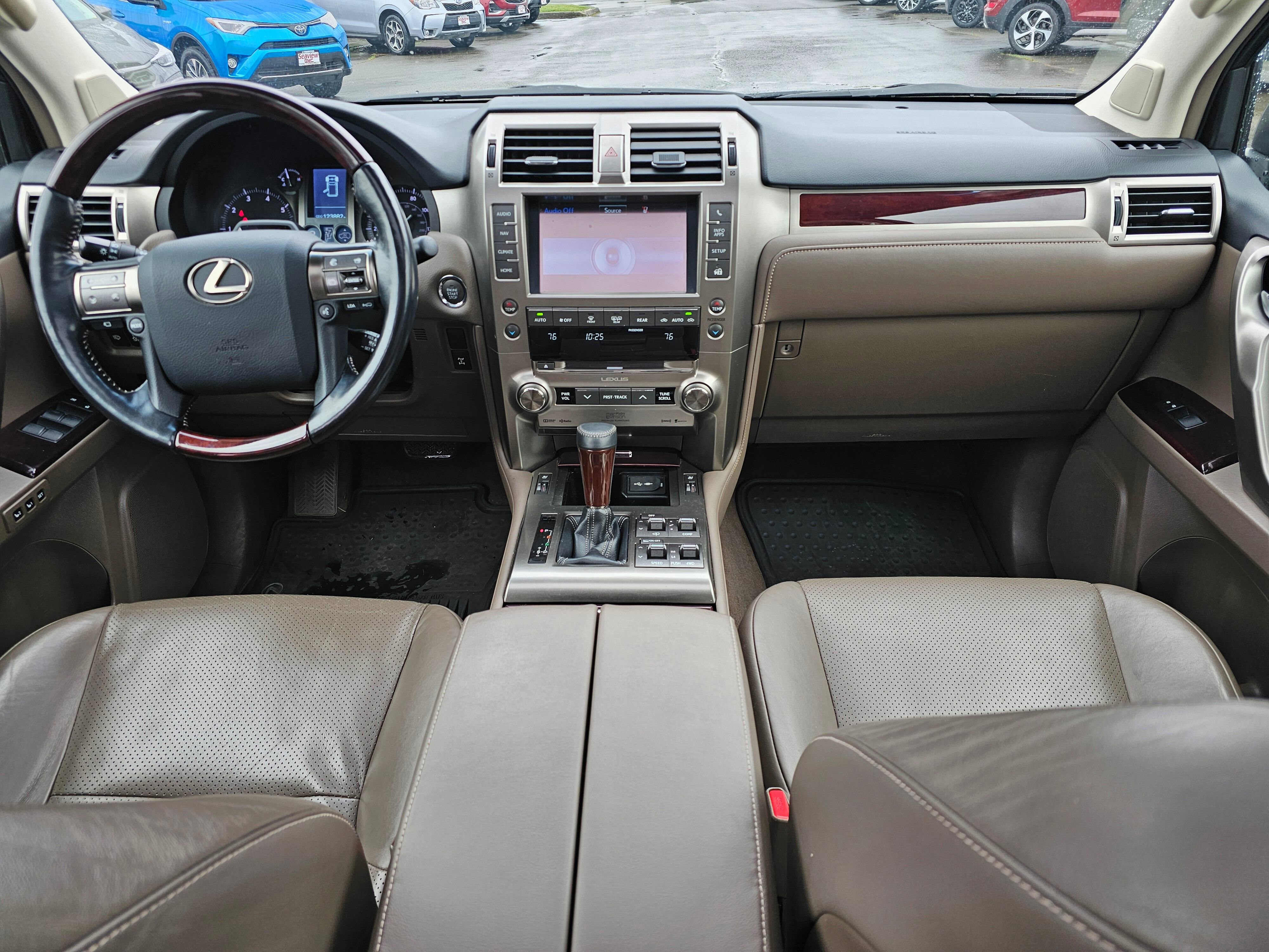 Used 2017 Lexus GX 460 Luxury image 19