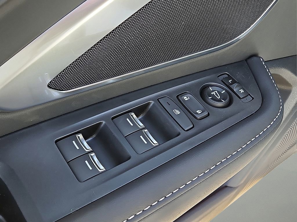 New 2026 Acura RDX SH-AWD image 19