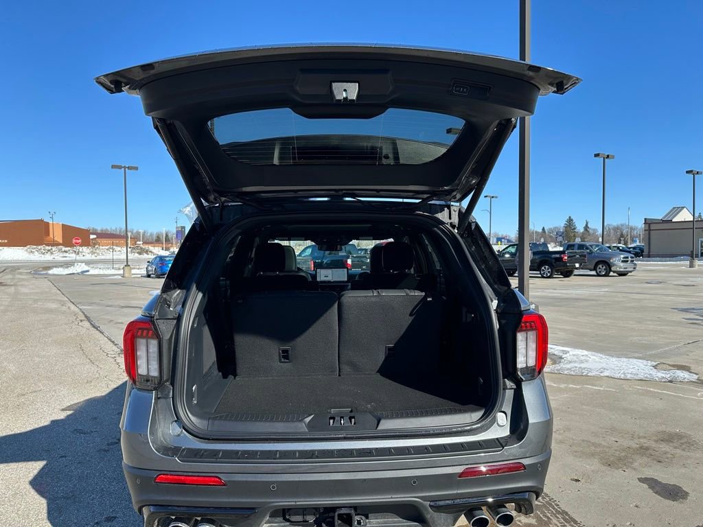 New 2026 Ford Explorer ST w/ Sun And Sound Package AWD/4WD image 8