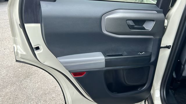 Used 2025 Ford Bronco Sport Badlands image 14