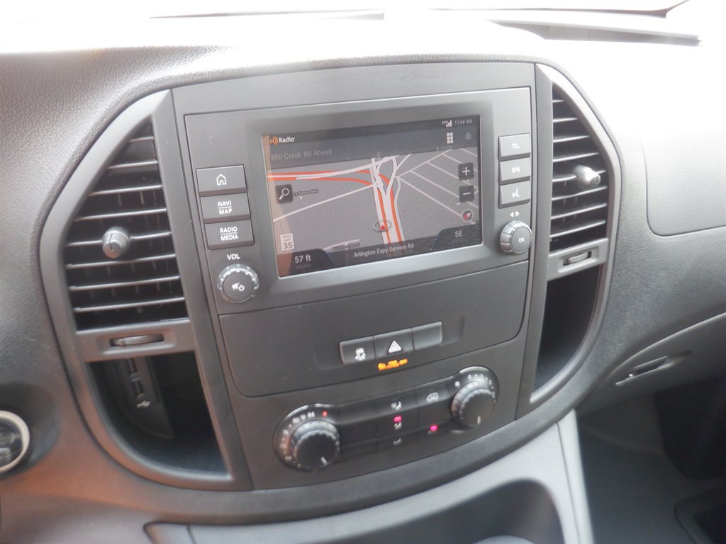 Used 2023 Mercedes-Benz Metris image 16