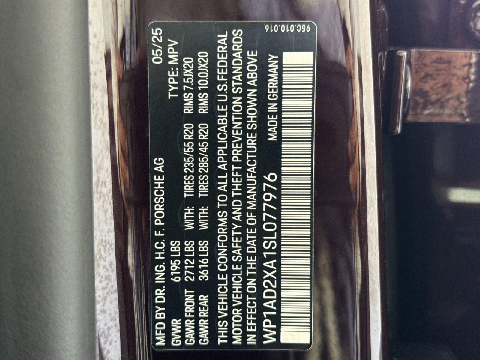 Used 2025 Porsche Macan Electric image 36