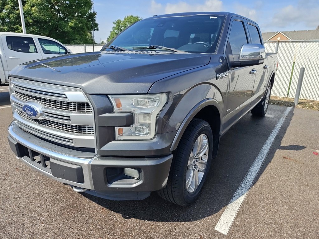 Used 2015 Ford F150 Platinum w/ Equipment Group 701A Luxury AWD/4WD image 14