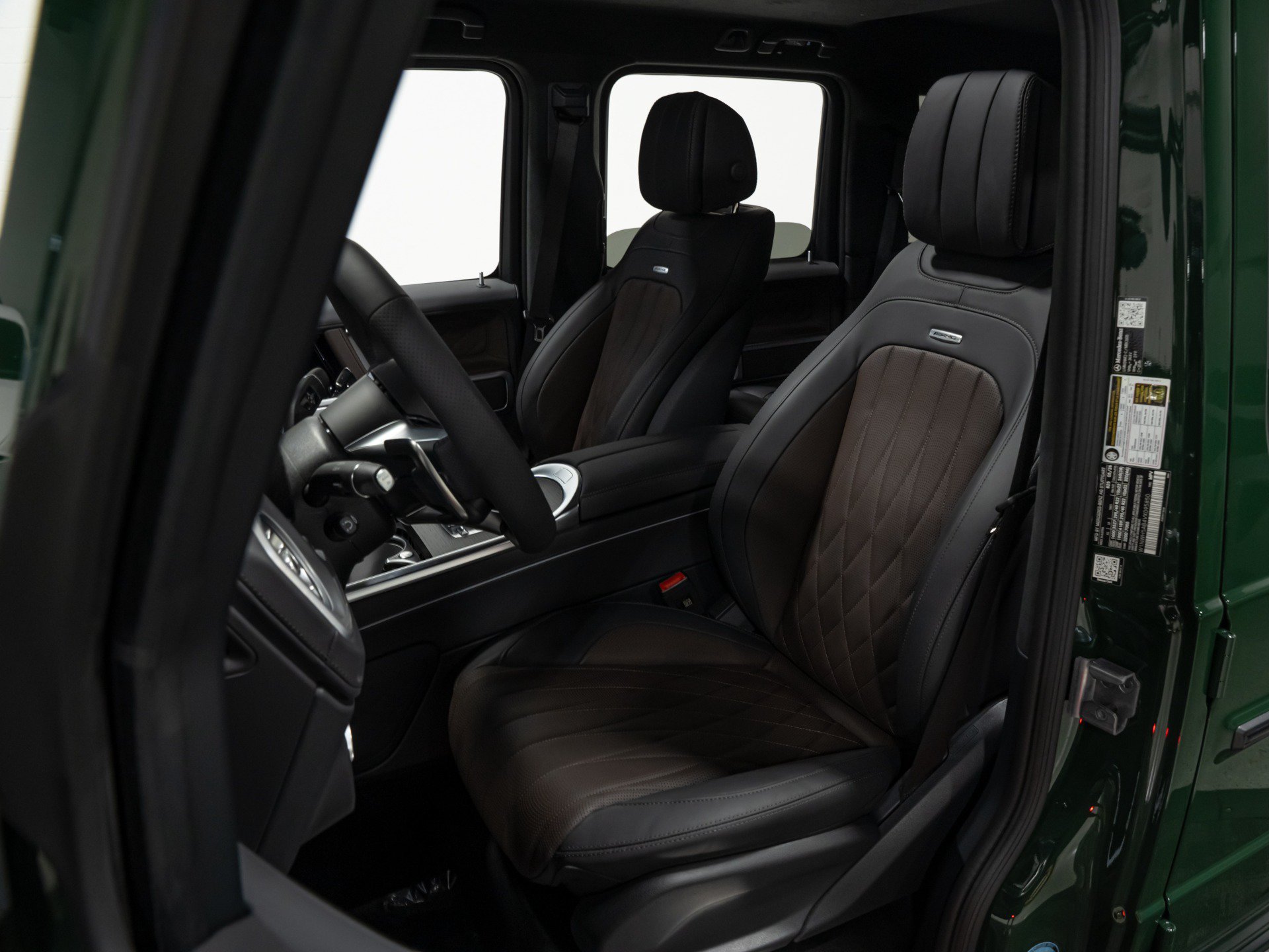 Used 2027 Mercedes-Benz G 63 AMG 4MATIC image 38
