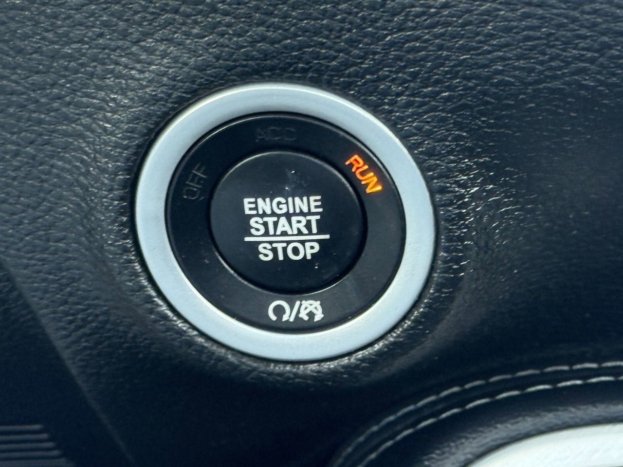 Used 2021 Dodge Challenger SXT w/ Blacktop Package image 20