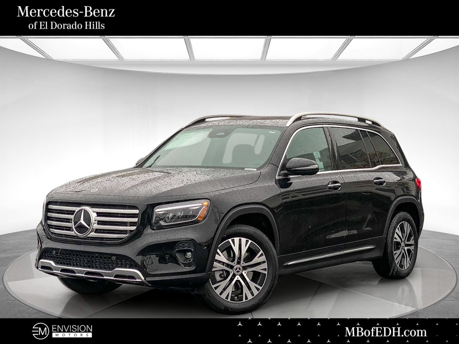 Used 2025 Mercedes-Benz GLB 250 4MATIC image 1