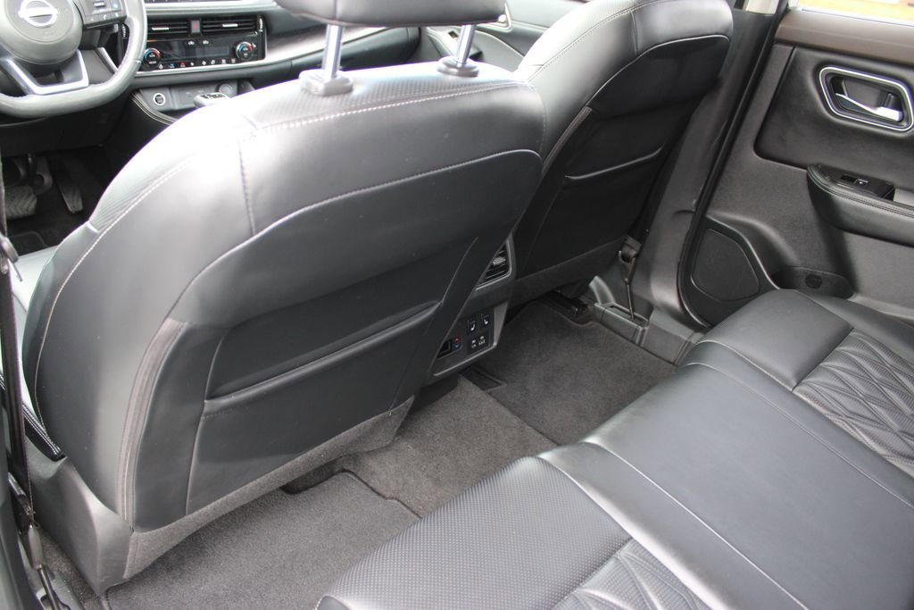 Used 2022 Nissan Rogue Platinum w/ Head-Up Display Package image 46