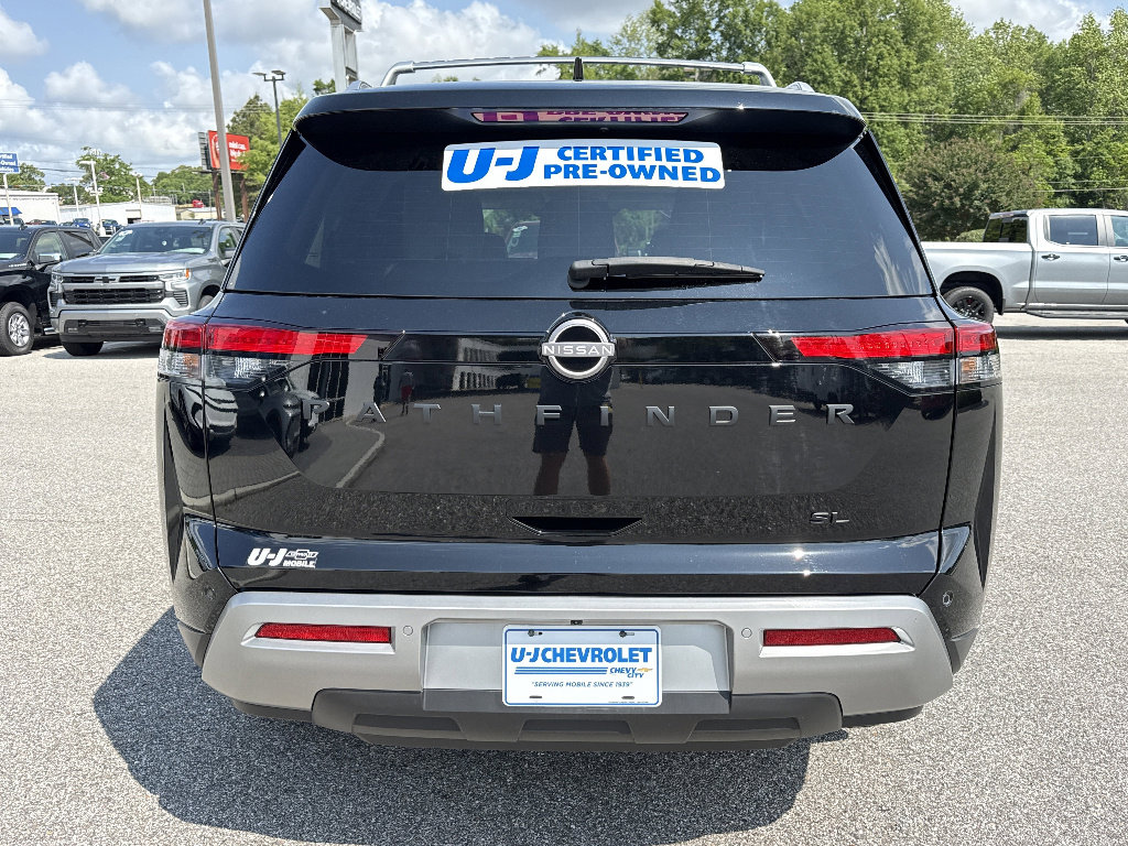 Used 2024 Nissan Pathfinder SL w/ SL Premium Package FWD image 4