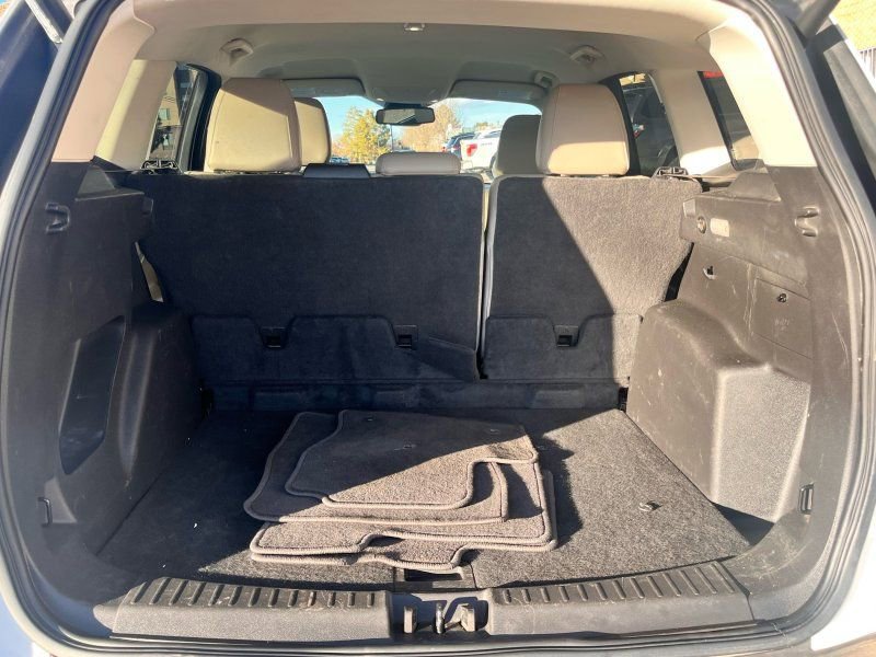 Used 2018 Ford Escape SEL w/ Ford Safe & Smart Package image 16