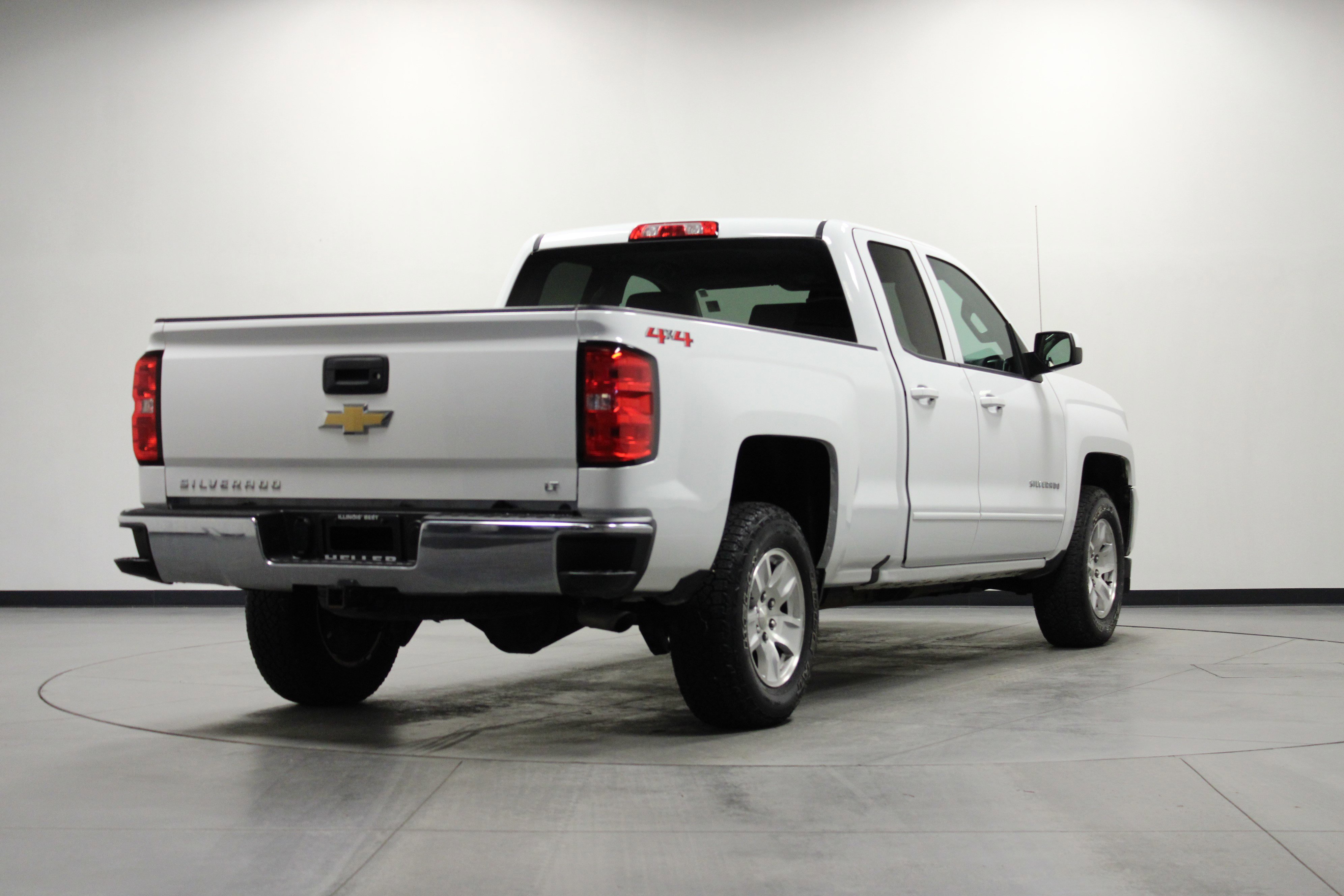 Used 2018 Chevrolet Silverado 1500 LT image 4