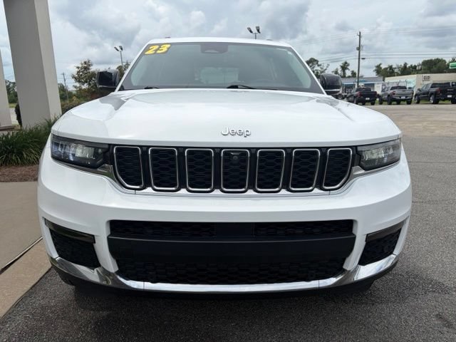 Used 2023 Jeep Grand Cherokee L Limited w/ Luxury Tech Group II RWD image 3