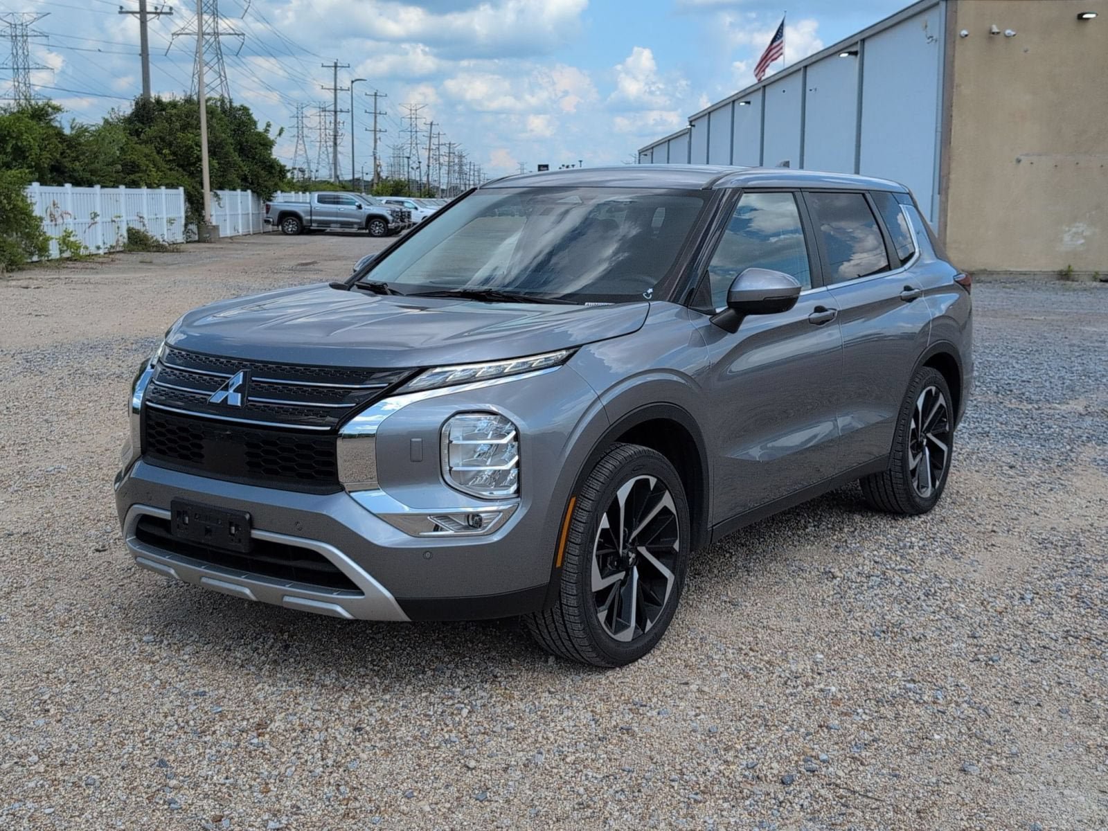 Used 2024 Mitsubishi Outlander SE AWD/4WD image 10