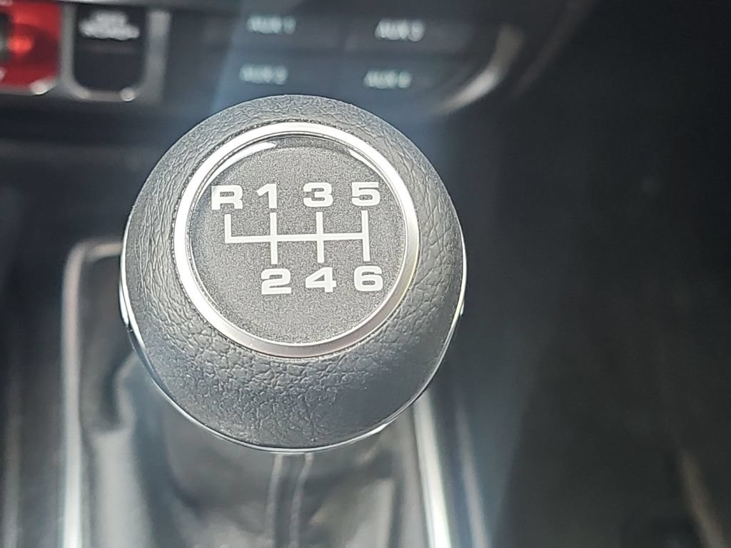 Used 2025 Jeep Wrangler Sport AWD/4WD image 12