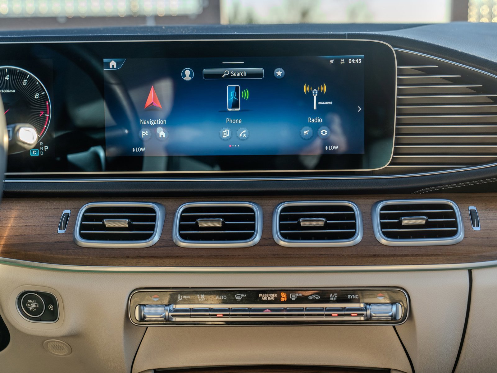 Used 2025 Mercedes-Benz GLS 450 4MATIC image 28