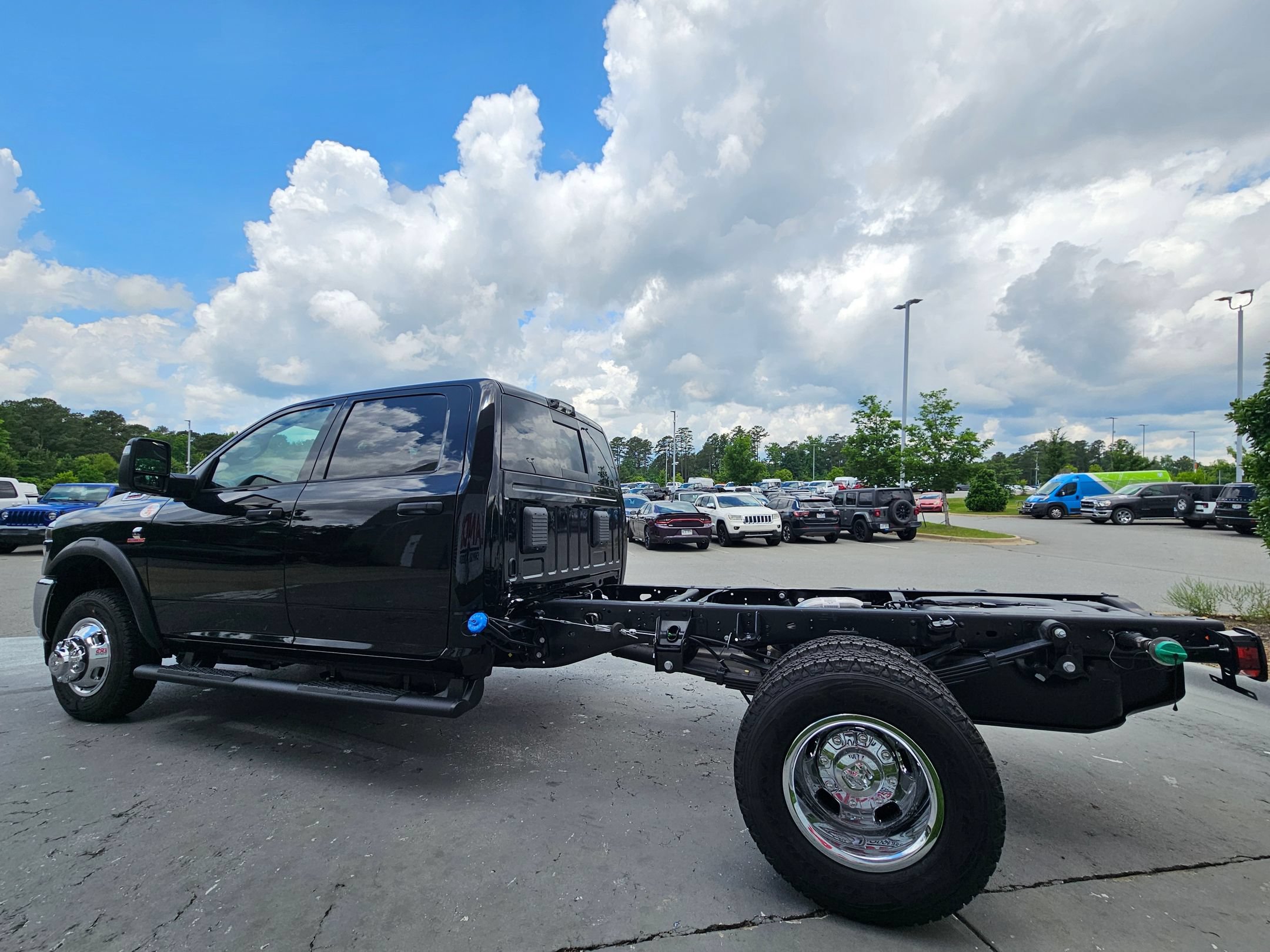 New 2026 RAM 3500 Tradesman AWD/4WD image 5