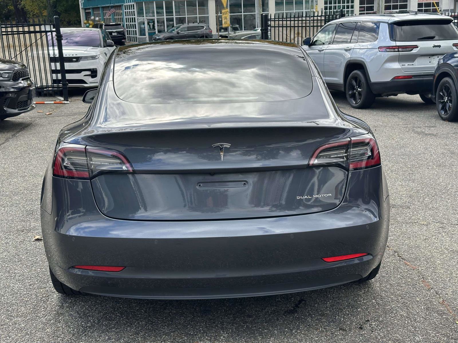 Used 2022 Tesla Model 3 Long Range image 4