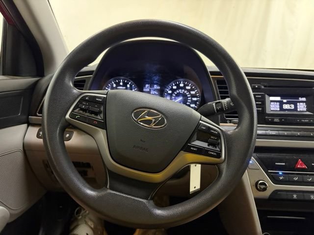 Used 2018 Hyundai Elantra SE FWD image 25