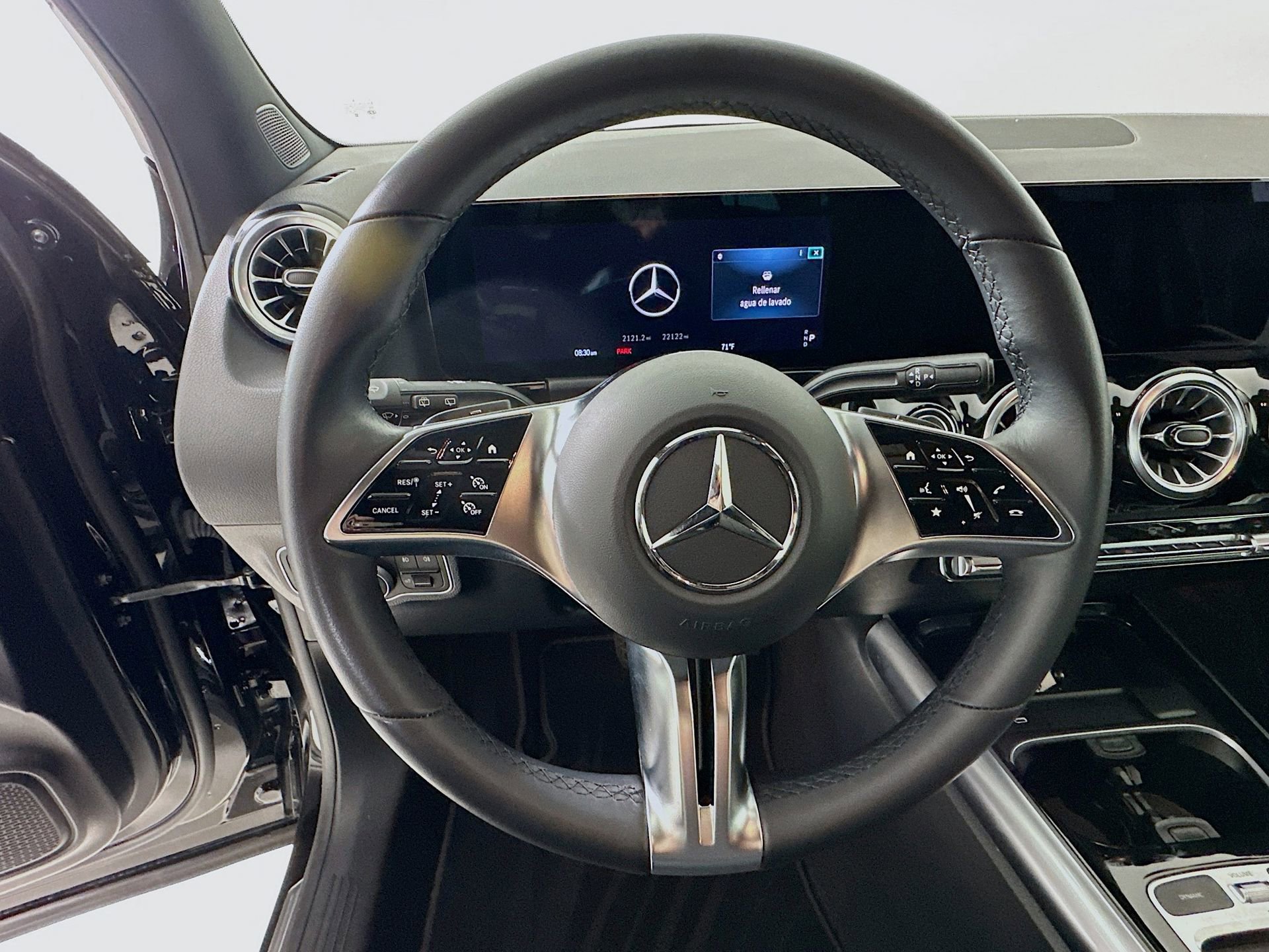 Certified 2025 Mercedes-Benz GLA 250 image 12