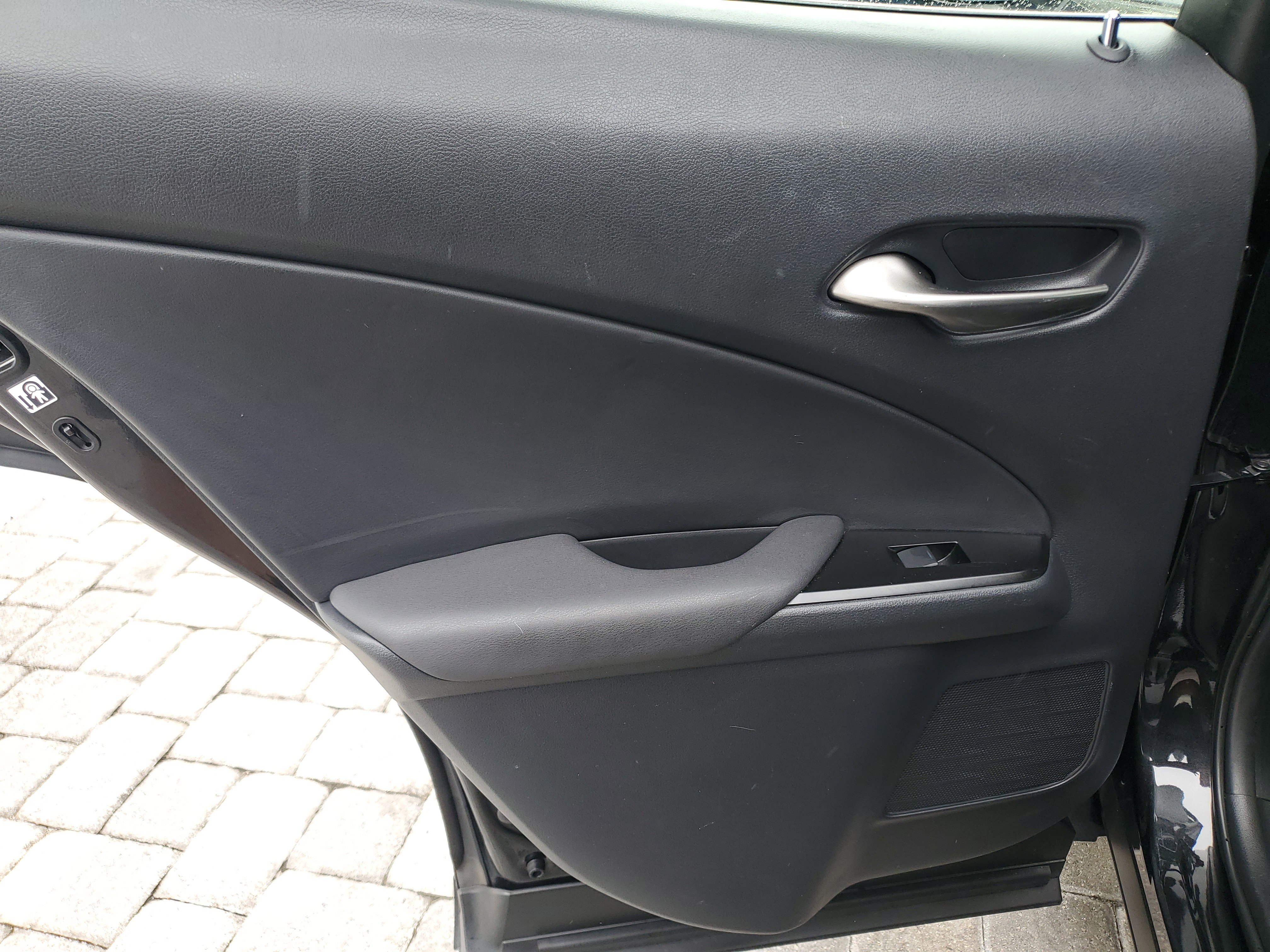 Used 2021 Lexus UX 200 w/ Accessory Package (Z1) image 9