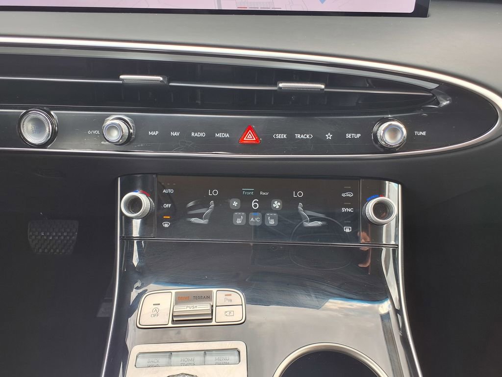 Used 2026 Genesis GV70 2.5T AWD/4WD image 22