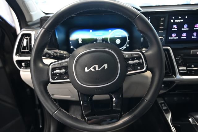 Used 2023 Kia Sorento SX image 27