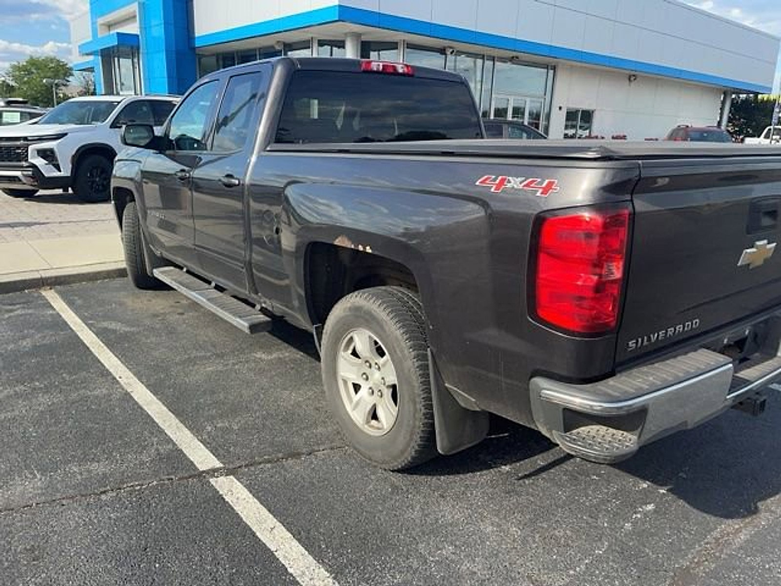 Used 2016 Chevrolet Silverado 1500 LT w/ All Star Edition AWD/4WD image 5