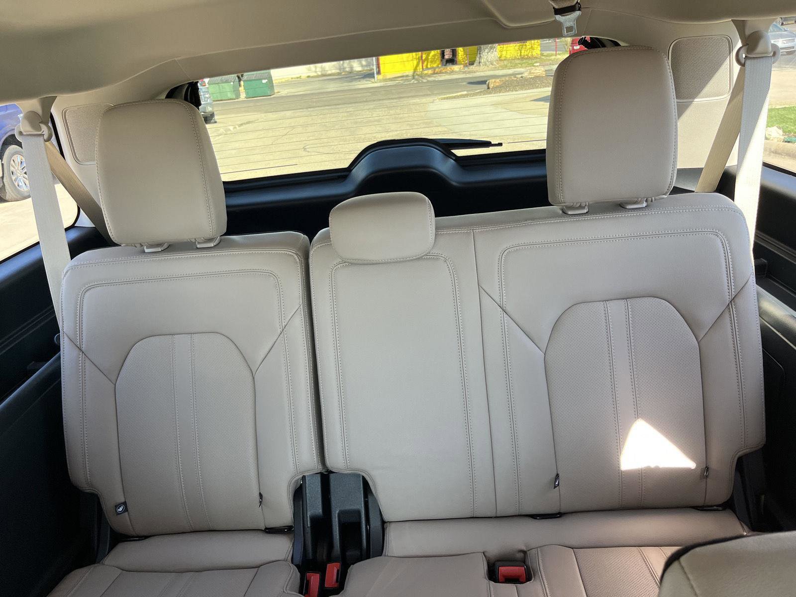 Used 2024 Ford Expedition Max Limited image 12