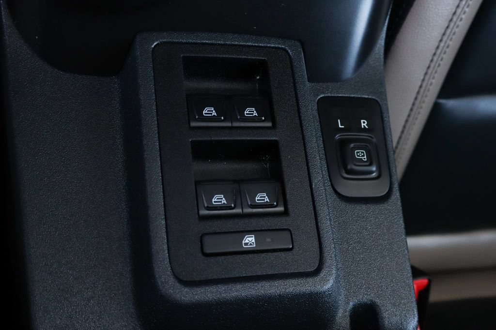 Used 2024 Ford Bronco Wildtrak AWD/4WD image 43