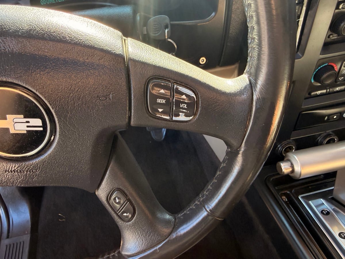 Used 2005 HUMMER H2 image 23