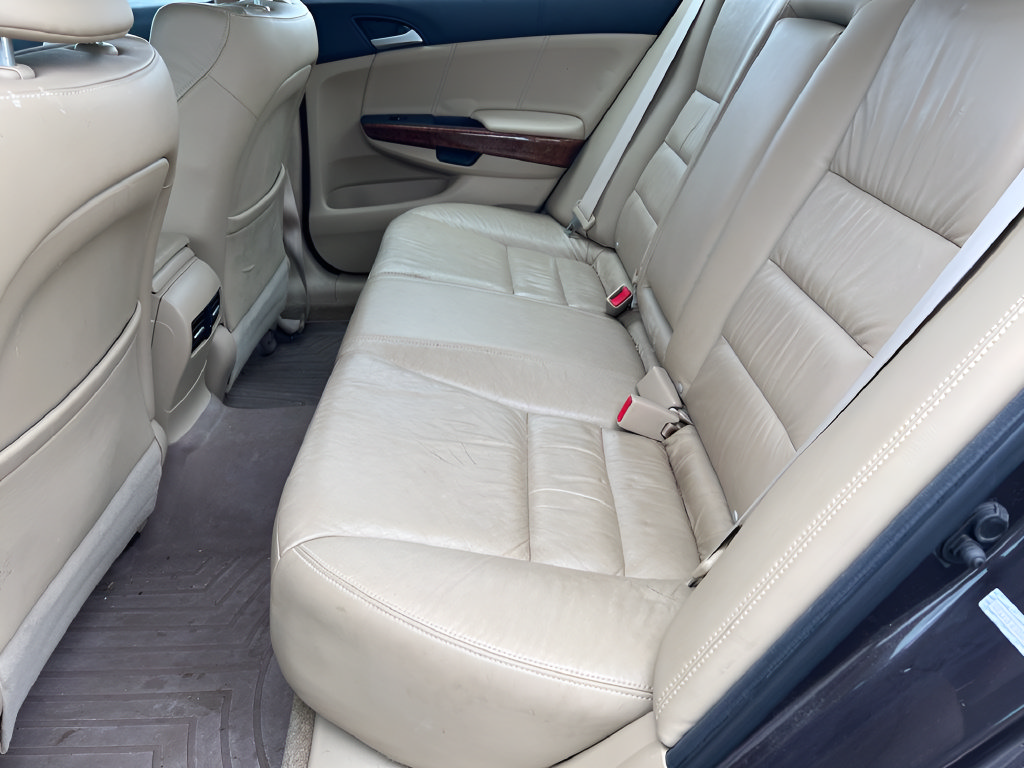 Used 2011 Honda Accord EX-L image 15