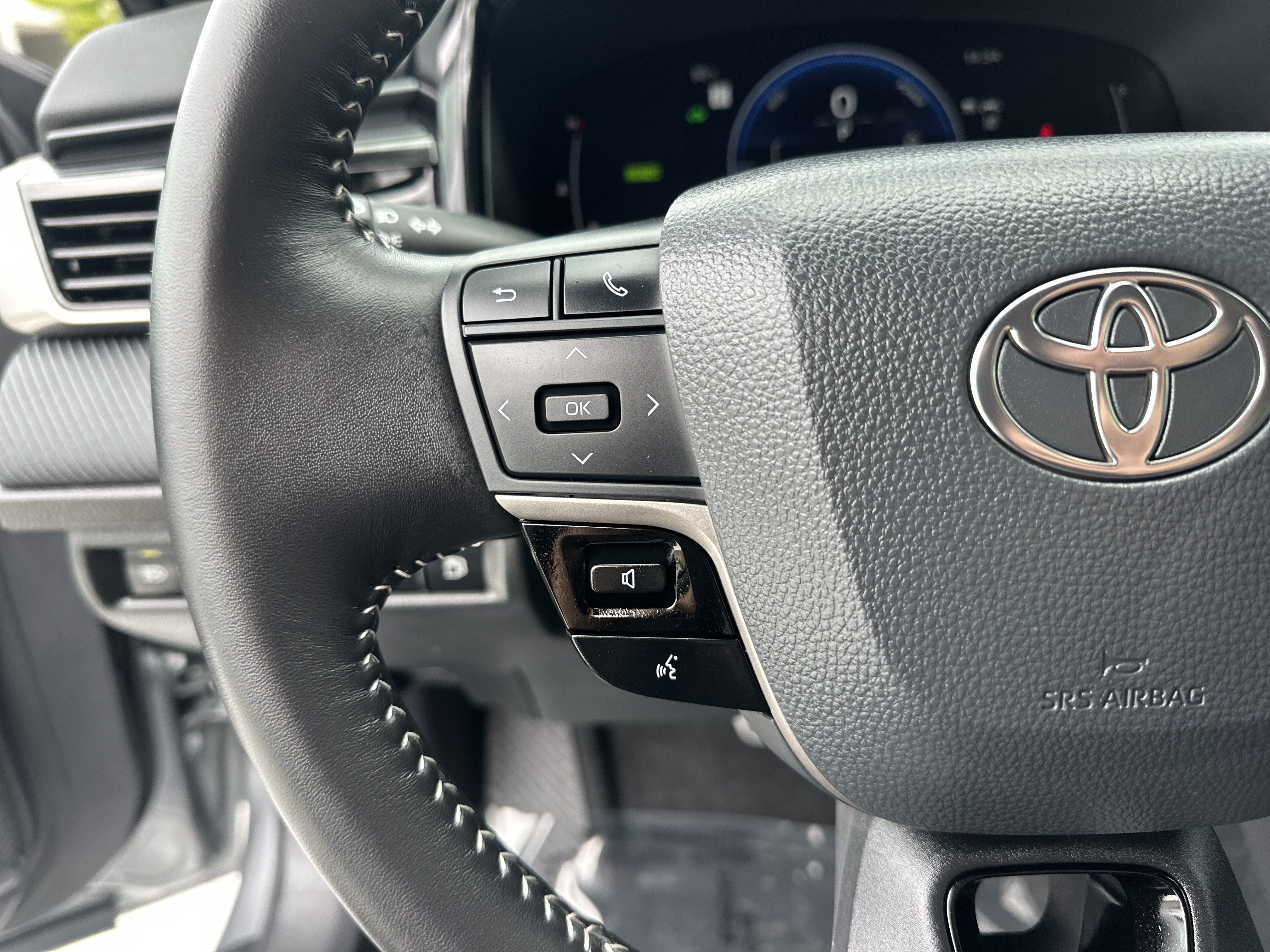 Certified 2026 Toyota Camry SE FWD image 19